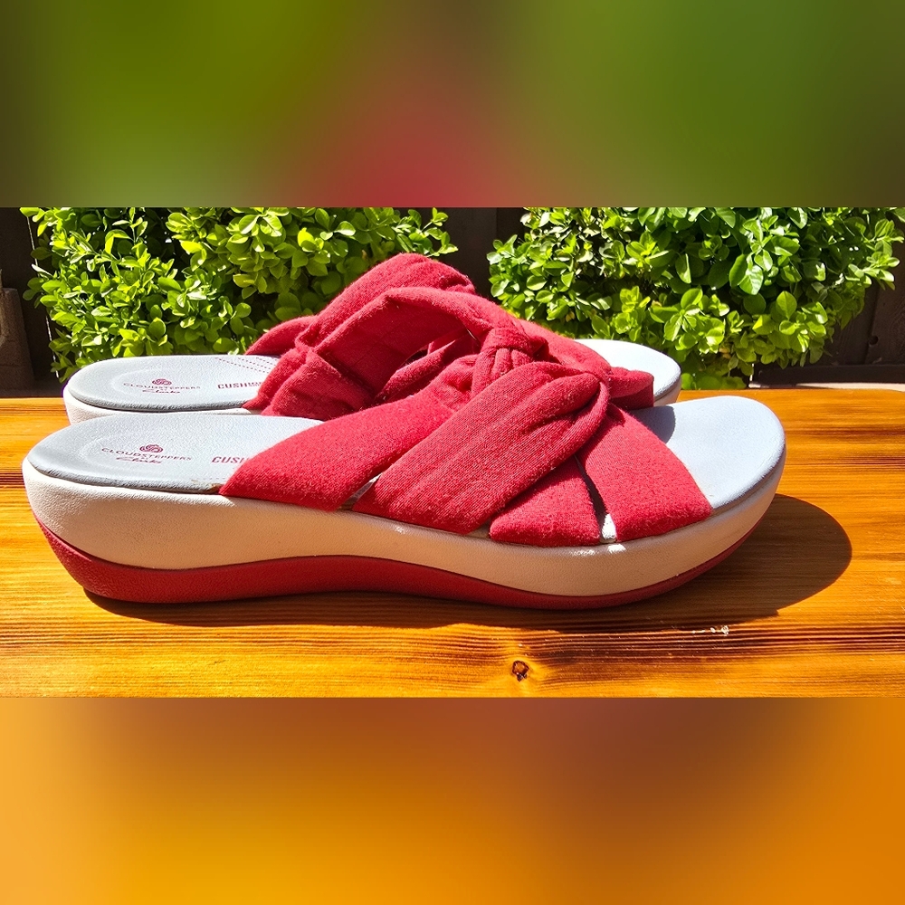 Cloudsteppers By Clark's  Women's Slide Sandals - Picture 6 of 8